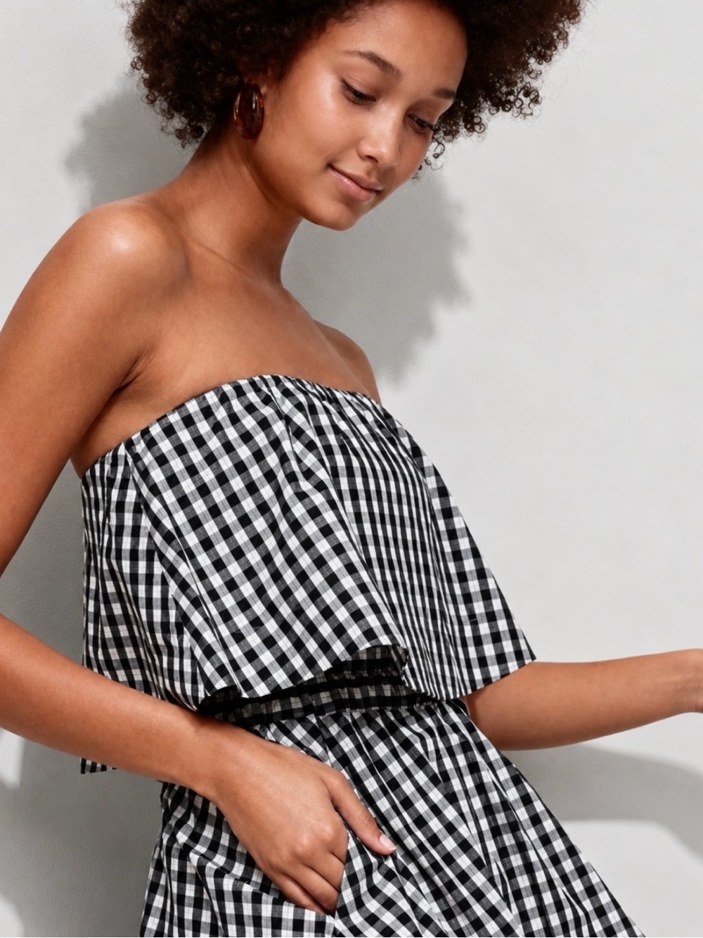 Aritzia WILFRED Bonaventure Black Gingham Ruffle Crop Top Size M - Picture 4 of 10